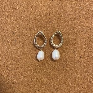 House Of Harlow Earrings w/ Box